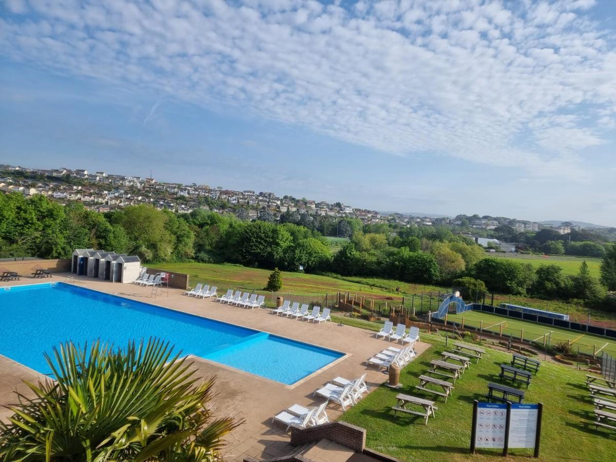 Static Caravan To Hire , Hoburne Devon Bay Hotel Goodrington Kültér fotó